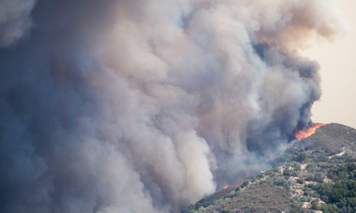 Southern California Fire Triples in Size Overnight, Causes Haze in Las Vegas