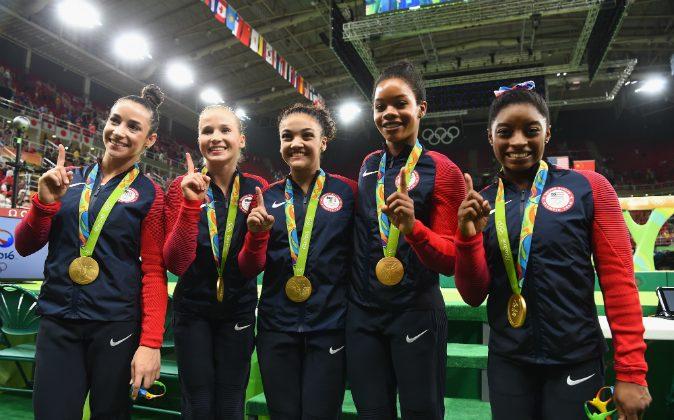 US Gymnasts Honor Coach With Team Nickname: ‘The Final Five’