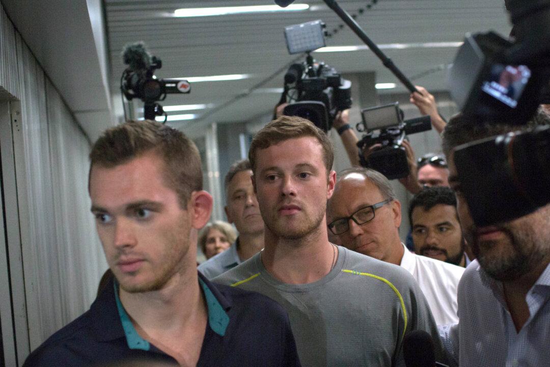 Surveillance Video Shows Ryan Lochte, Other Swimmers After Alleged Rio Robbery