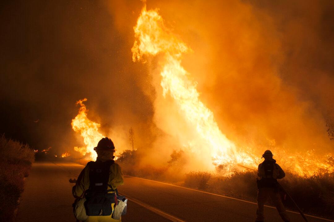 Southern California Wildfire Brings Destruction and Uncertainty