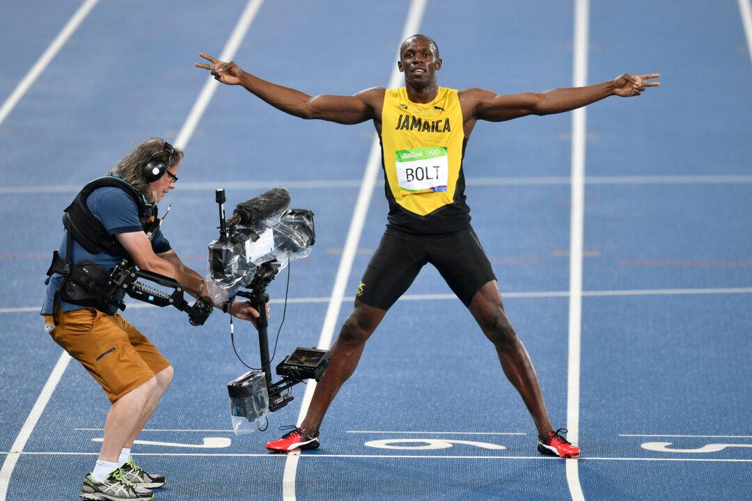 Ashton Eaton Ties Olympic Record, but It’s Bolt’s Show Again