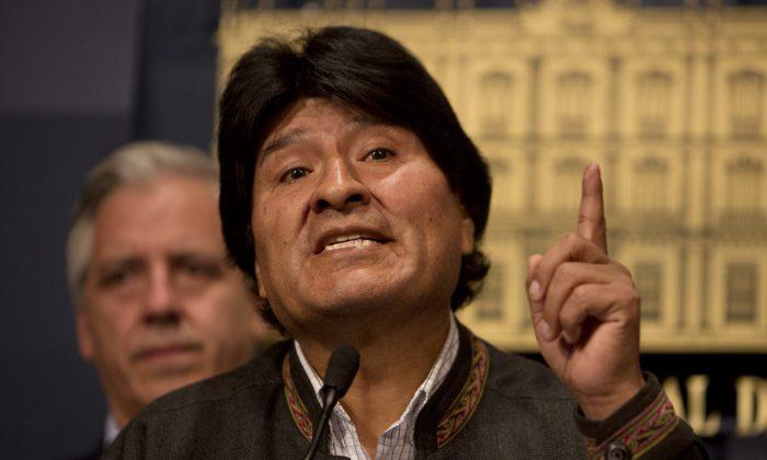 Bolivian President, Opposition Spar Over Official’s Killing