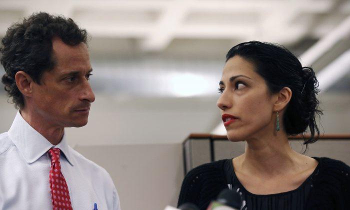 Clinton’s Top Aide Huma Abedin Announces Separation From Anthony Weiner