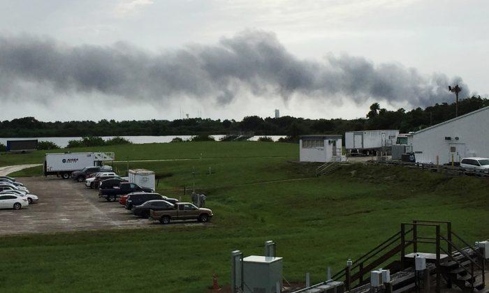Explosion at SpaceX Launch Pad Destroys Rocket, Facebook Satellite