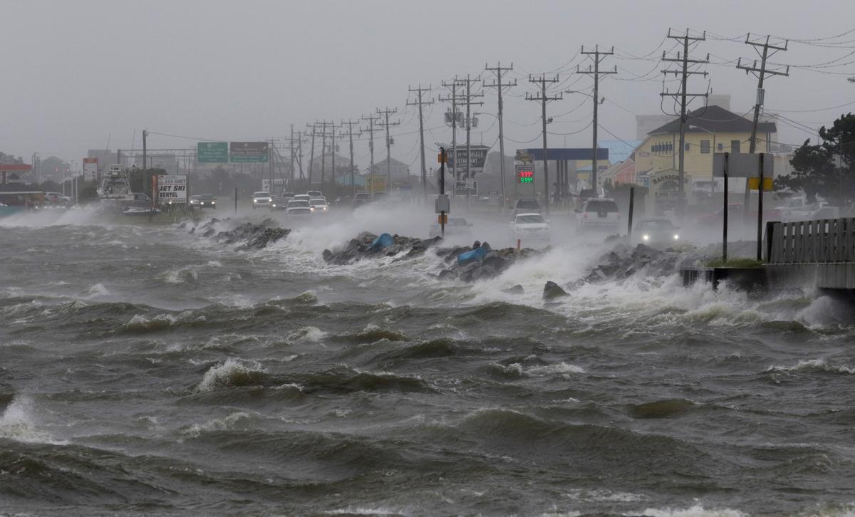 Hurricane Hermine Kills 2, Ruins Beach Weekends in Northward March