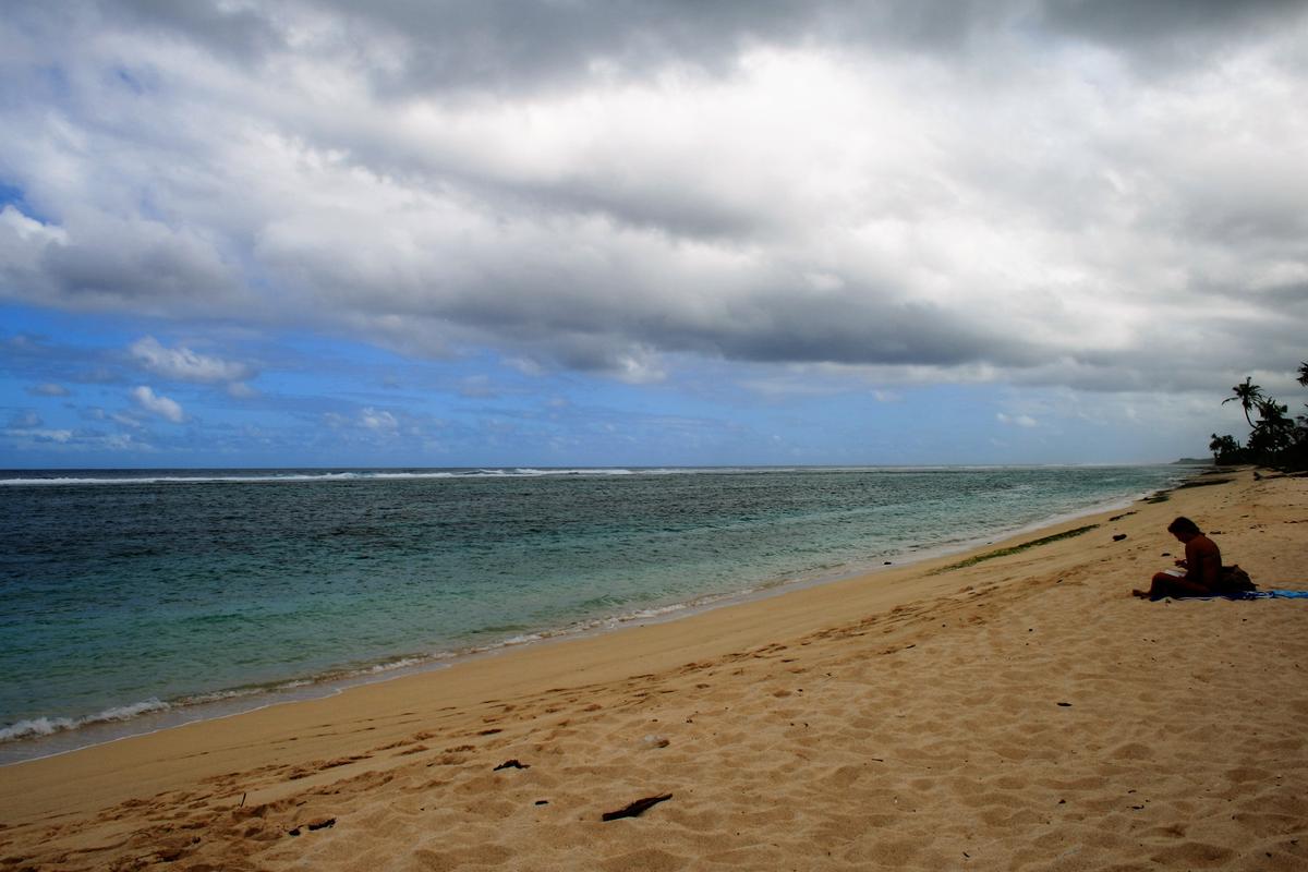 Samoa: A Tropical Paradise With a Rare View of the Moon