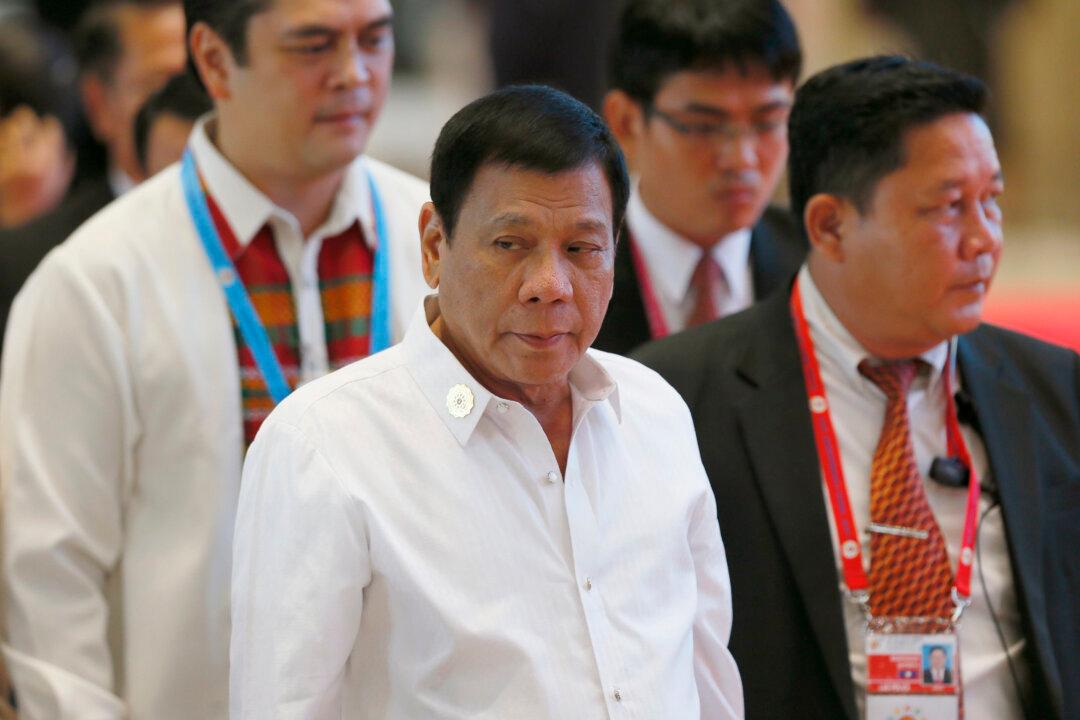 Southeast Asian Summit Opens, Overshadowed by Duterte Flap
