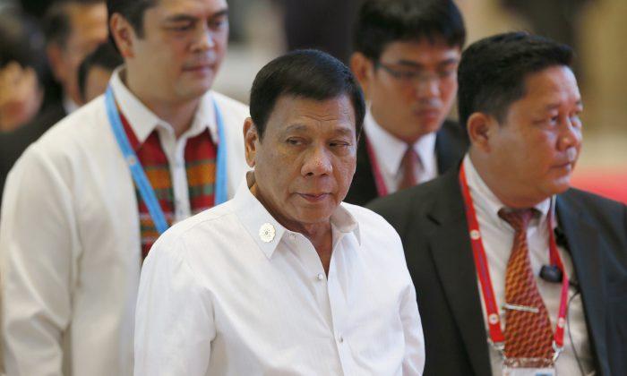 Philippine President Regrets Cursing Out Obama