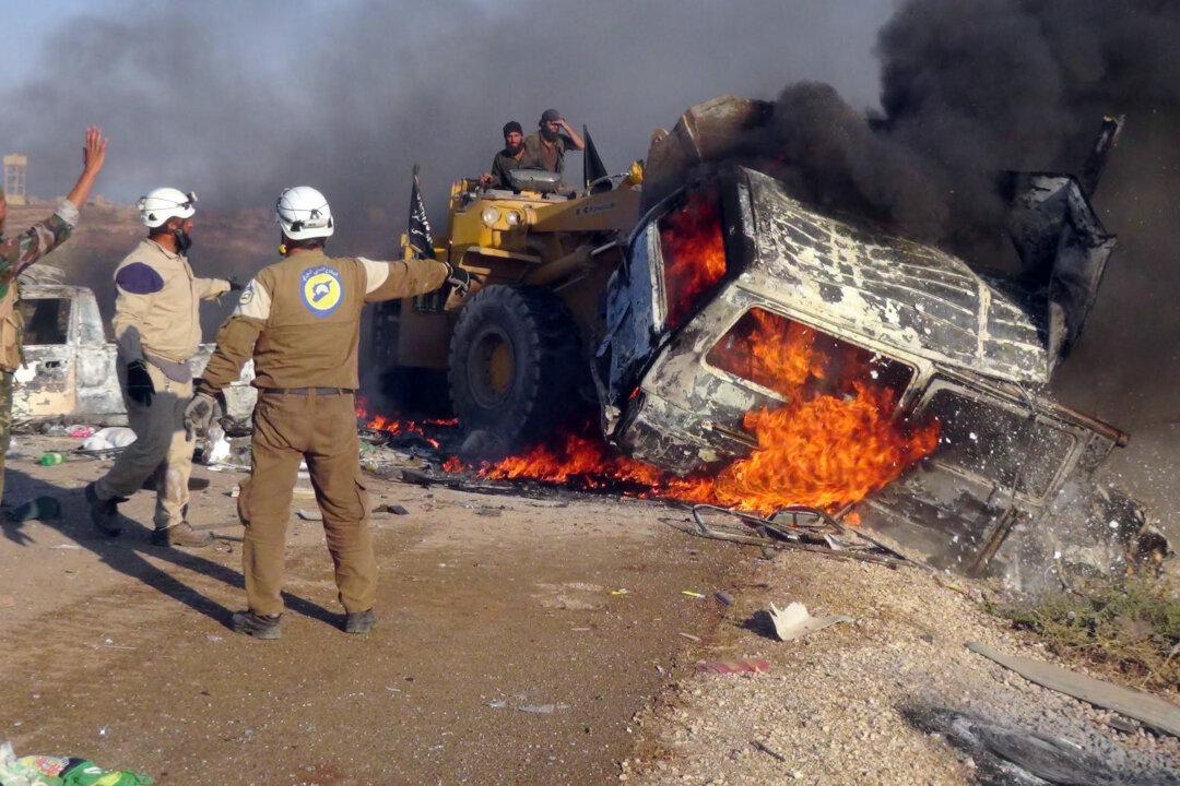 UN: Fighting Displaces 100,000 in Central Syria in 8 Days