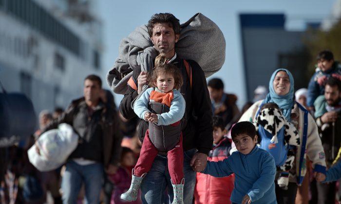 EU Increases Aid to Migrants in Greece Ahead of Winter