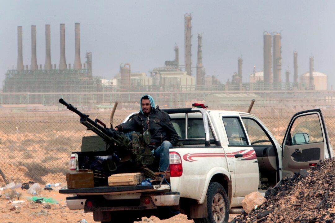 Libyans Hope to Export From Oil Terminals Seized by General