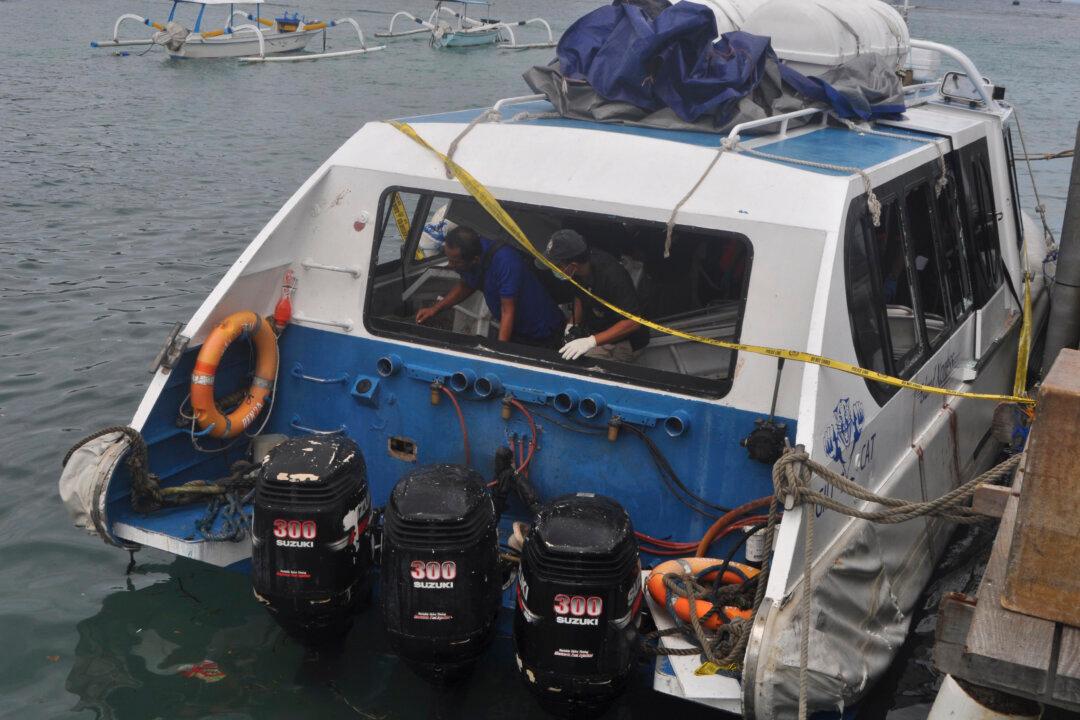 German Woman Killed in Bali Boat Explosion, About 20 Injured