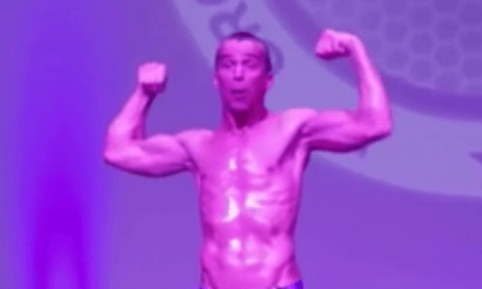 Bodybuilder With Disability Inspires Crowd in Viral Video