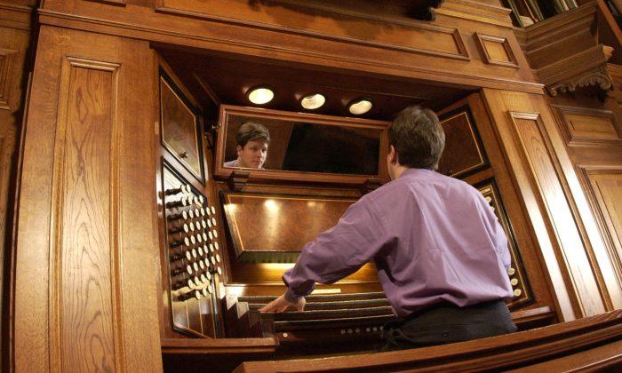 Organist Paul Jacobs: The Classics Give Purpose to Humanity’s Suffering