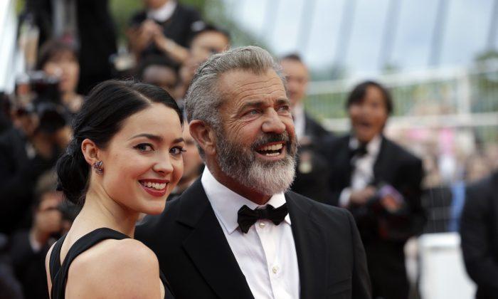 Mel Gibson’s Girlfriend Pregnant With Star’s 9th Child