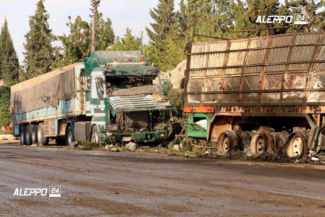 UN Suspends All Convoys in Syria After Attack on Aid Trucks