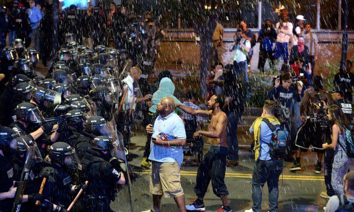 2nd Night of Violent Protests Over Charlotte Police Shooting