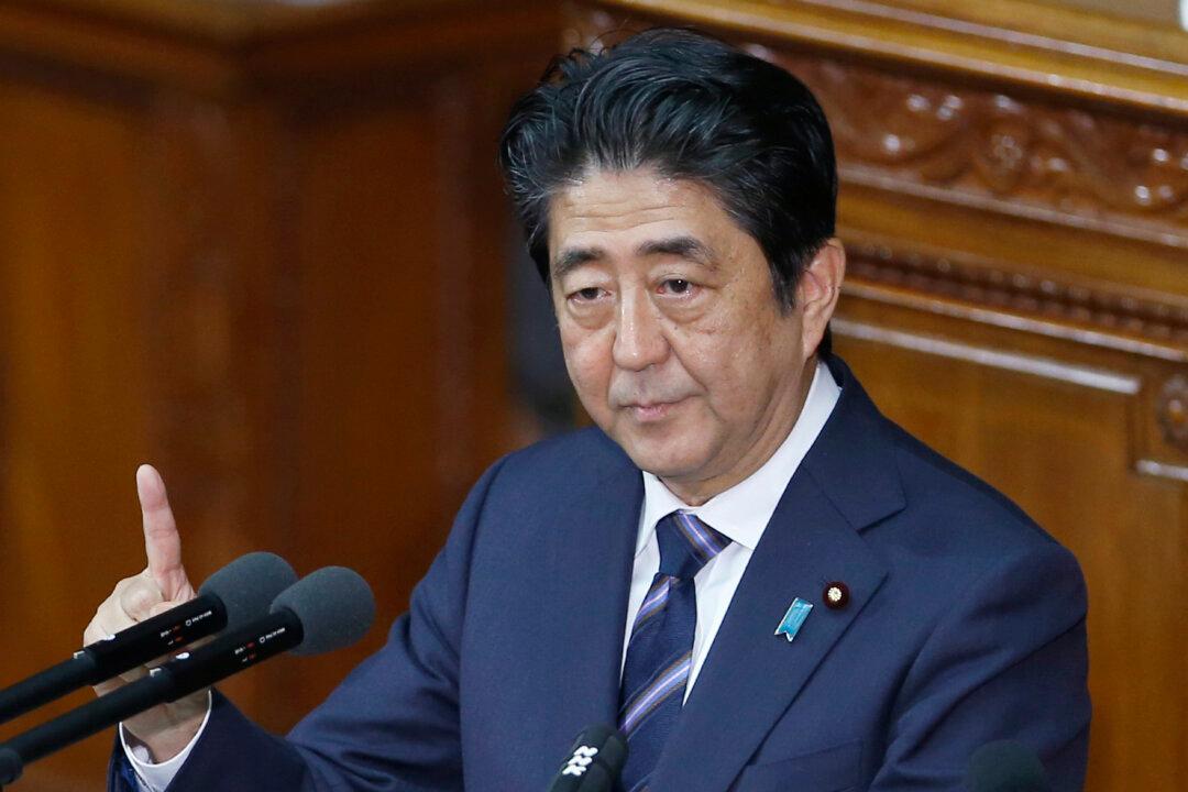 Japan’s Leader Vows to Accelerate Economic Measures, TPP