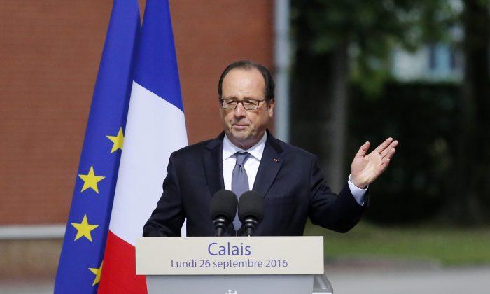 French President Vows to Shut Down Calais Camp This Year