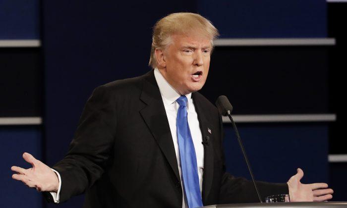 Trump Says He Was Given a Defective Mic in Debate