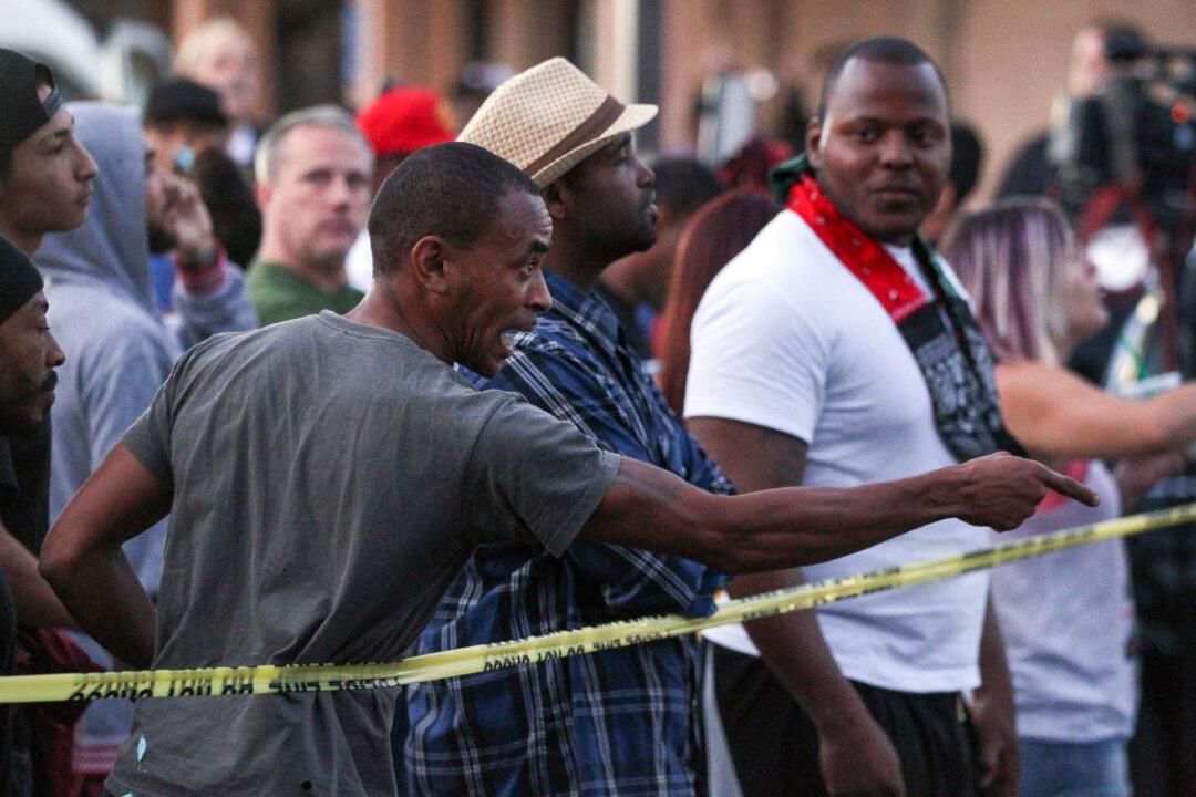 Police Shoot, Kill Man in San Diego Area; Protesters Gather