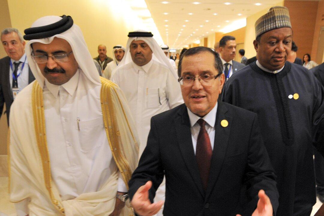 OPEC Deal Shows Cartel’s Resolve and Desperation