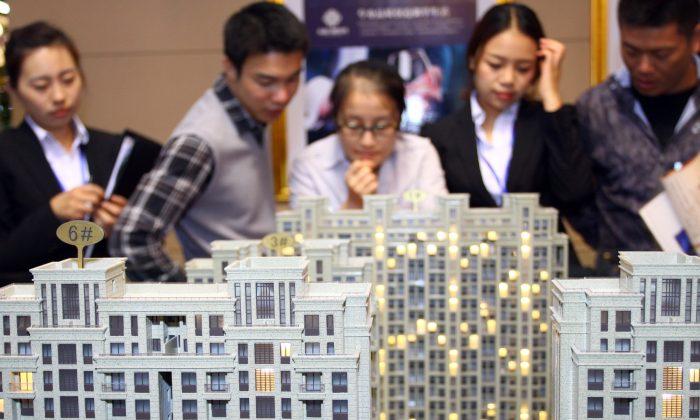 Bubble Watch: Experts Sound Alarm on Chinese Real Estate