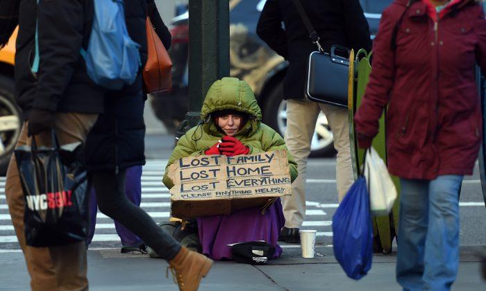 Homelessness Overwhelms Services in NYC as Rents Outstrip Wages