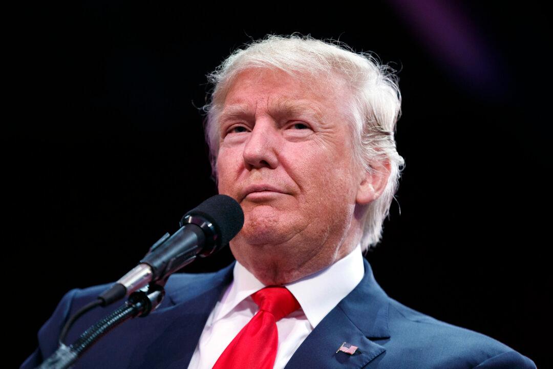 Tensions Flare as Republicans Clash Over Trump