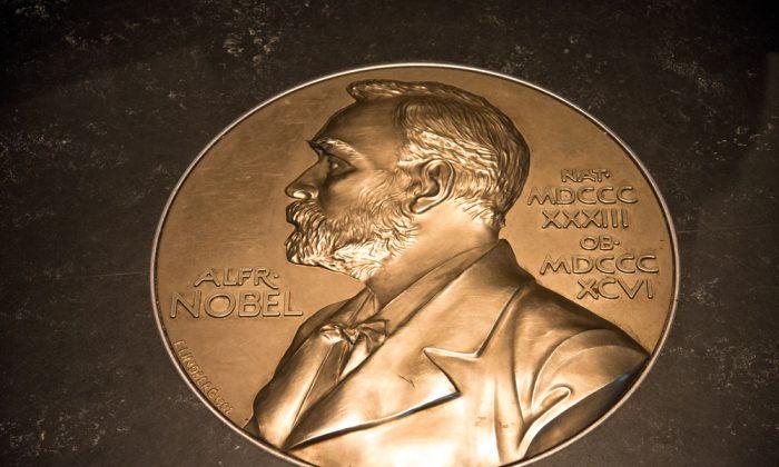 Before Nobels: Gifts to and From Rich Patrons Were Early Science’s Currency