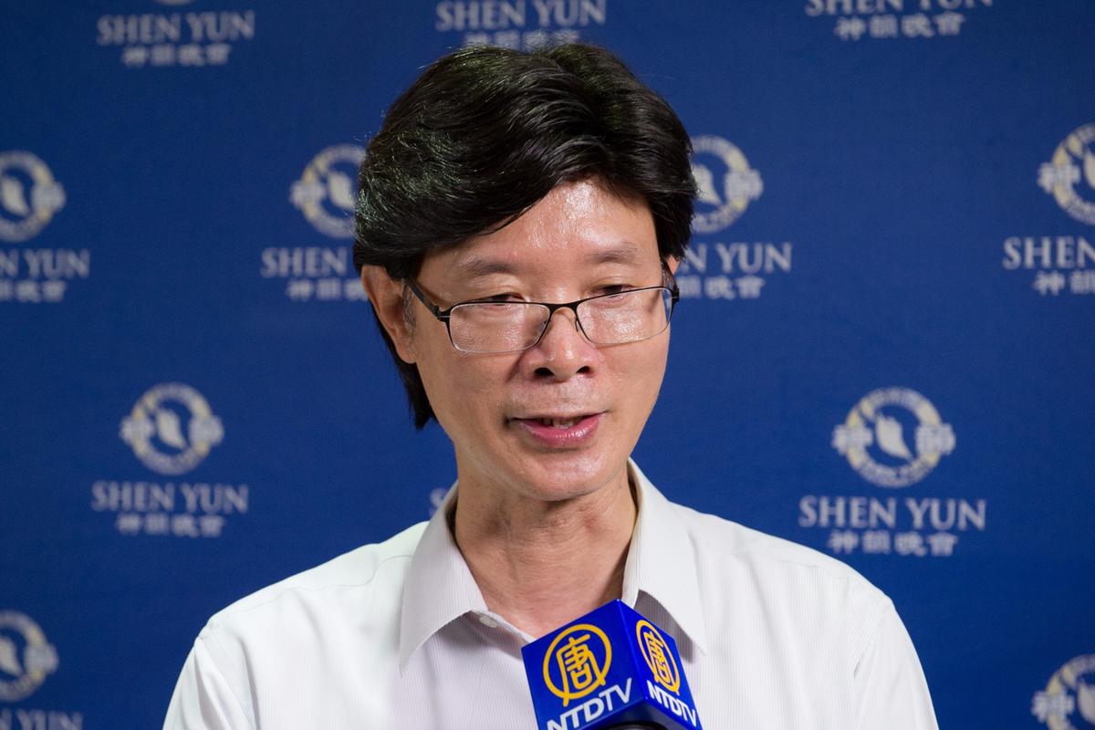 Taiwanese Government Official Awakened to Divinity After Seeing Shen Yun Symphony Orchestra