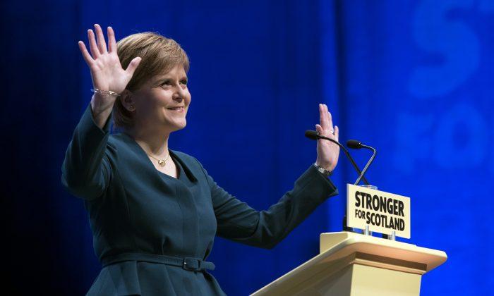 Sturgeon Warns of Possible Scottish Independence Referendum