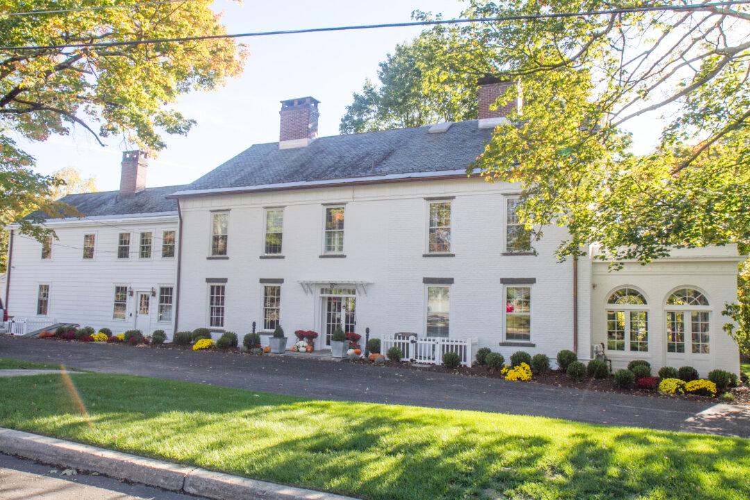 Anthony Dobbins Stagecoach Inn in Goshen Reopens under New Owners