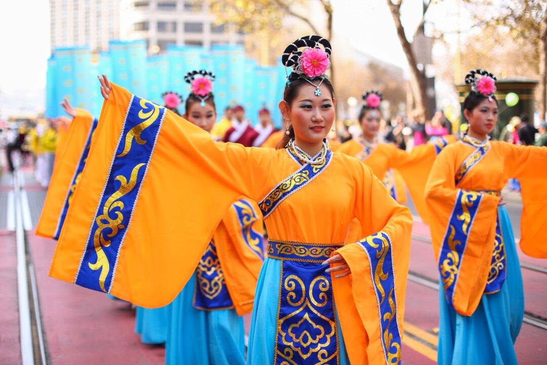 Colorful Falun Gong March Brings Serious Message to San Francisco