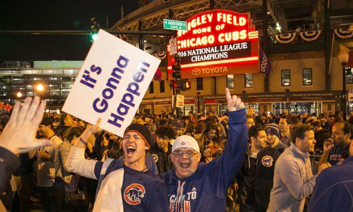 Overjoyed Chicago Cubs Fans Turn Attention to World Series