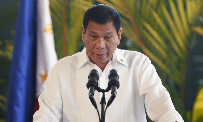 Philippines’ Duterte Sends Warning to Communists