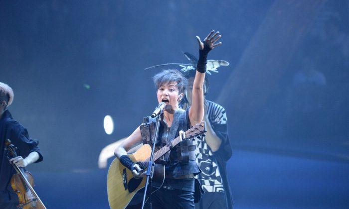 Denise Ho Plays to Full House at Hong Kong Coliseum