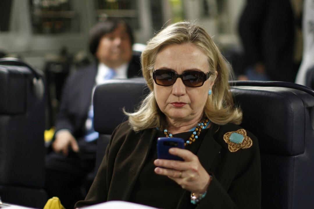 FBI Review of Newly Discovered Emails Could Drag Beyond Election