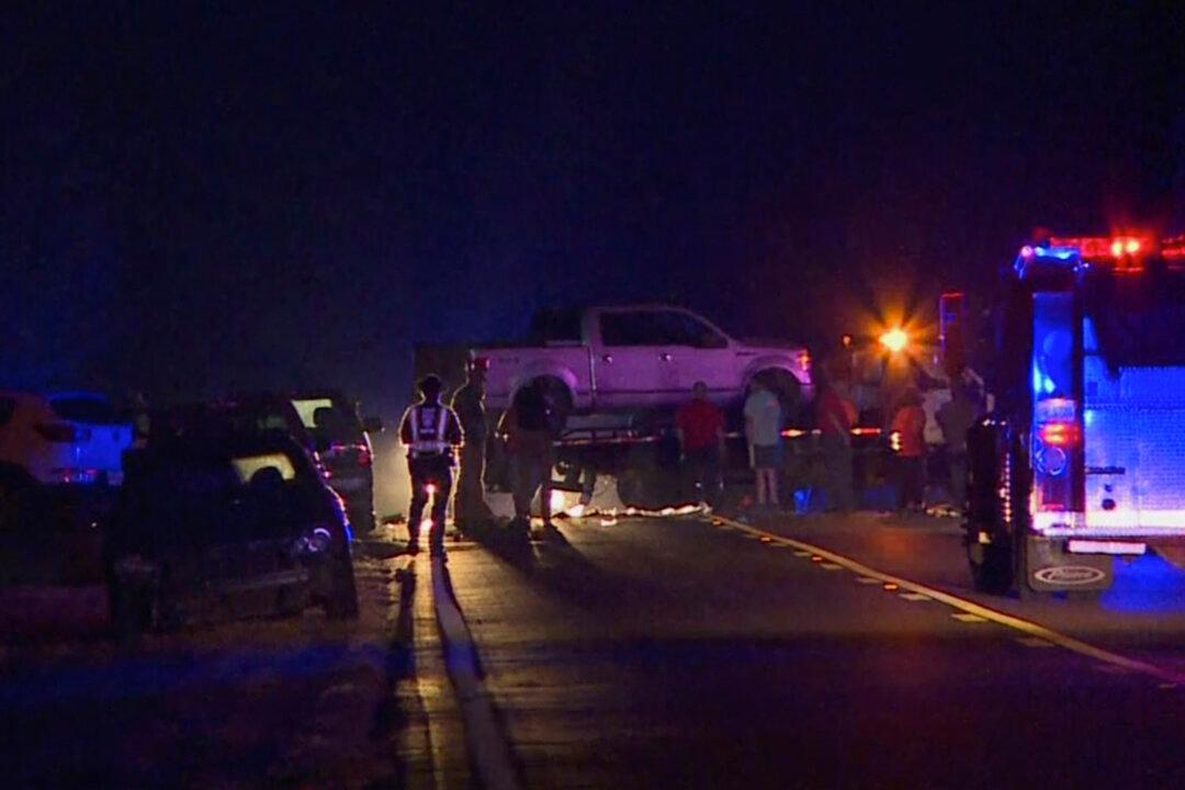 2 Children, 1 Adult Killed in Halloween Crash in Mississippi