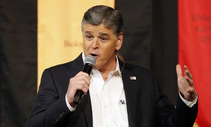 Sean Hannity Apologizes for Fake Story on Michelle Obama, Clinton