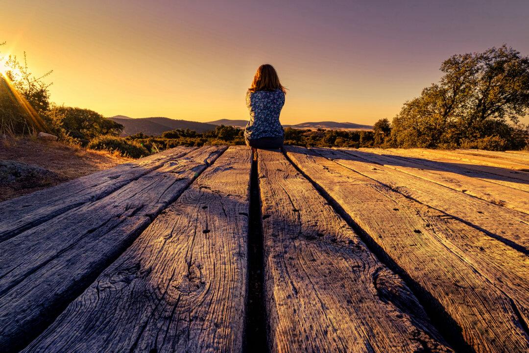 Soaking in the Wonder of the Emerging Moment