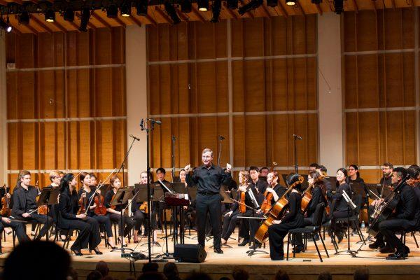 The MSM Chamber Symphonia conducted by Rob Kapilow at Merkin Concert Hall on Nov. 7, 2016. (Anna Yatskevich)