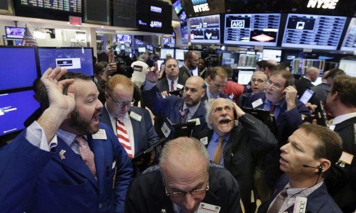 US Stocks Surge Following Trump Victory; Bond Prices Tumble