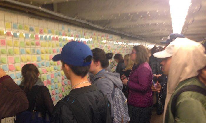 ‘Subway Therapy’ Offered to Stressed New Yorkers After Election Day