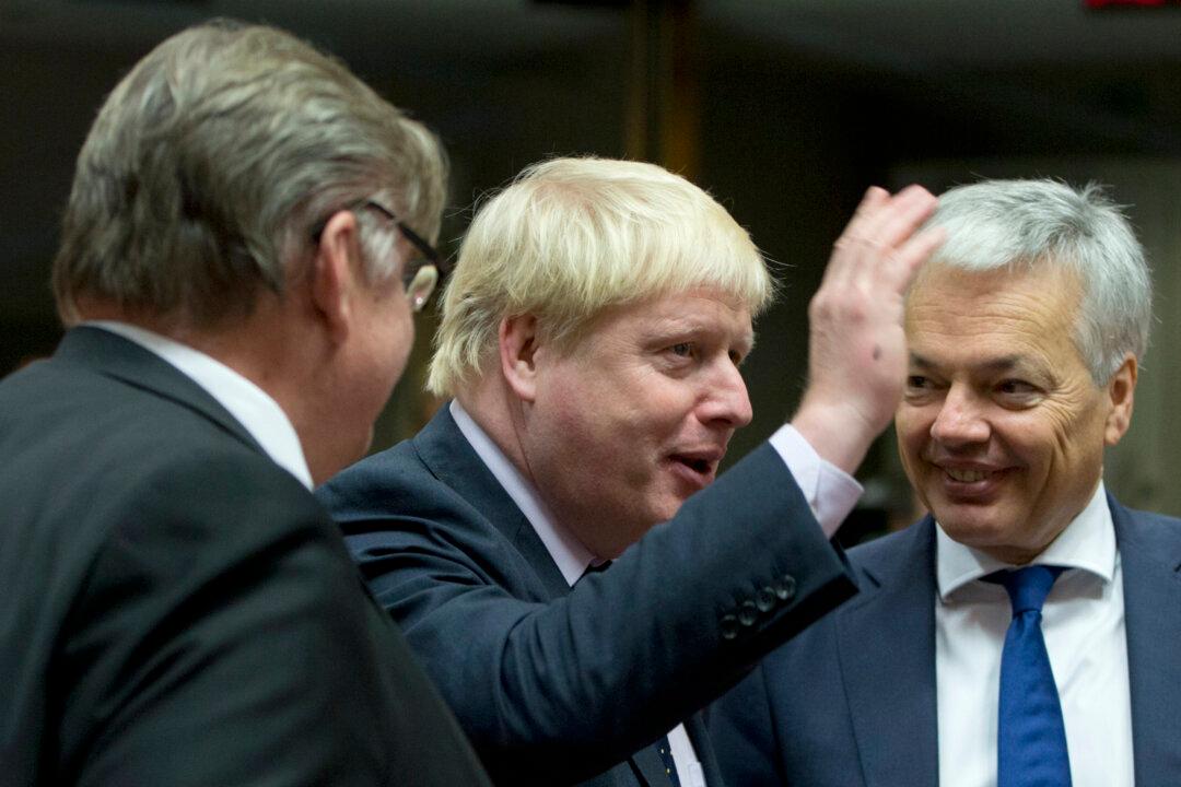 EU Ministers Reaffirm Iran Deal, Seek More Regional Security