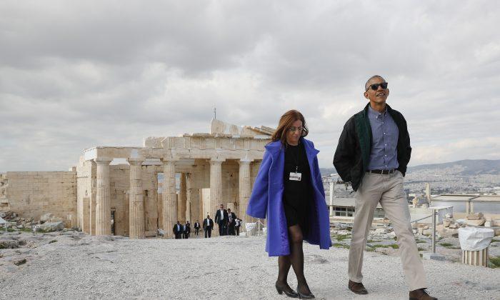 Obama Tours Ancient Greek Acropolis