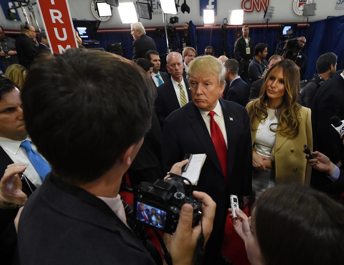 Trump Angers Press After Going to Steakhouse