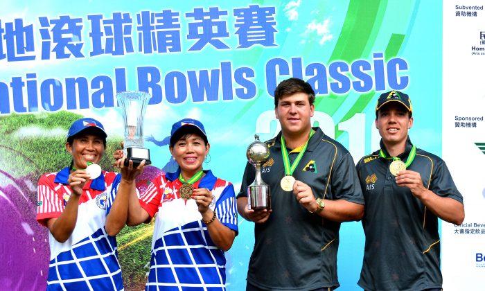 Aussies Defend Classic Pairs Title