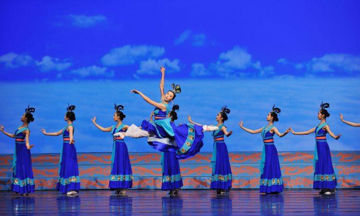 Hong Kong Government Encouraged to Invite Premier Classical Chinese Dance Company
