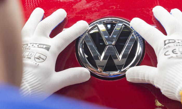 Volkswagen to Shed 30,000 Jobs to Cut Costs After Scandal